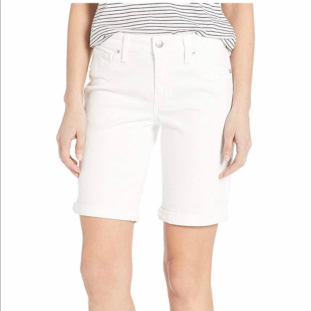 White Lucky Brand Bermuda Zoe Boot Shorts sz 2/26